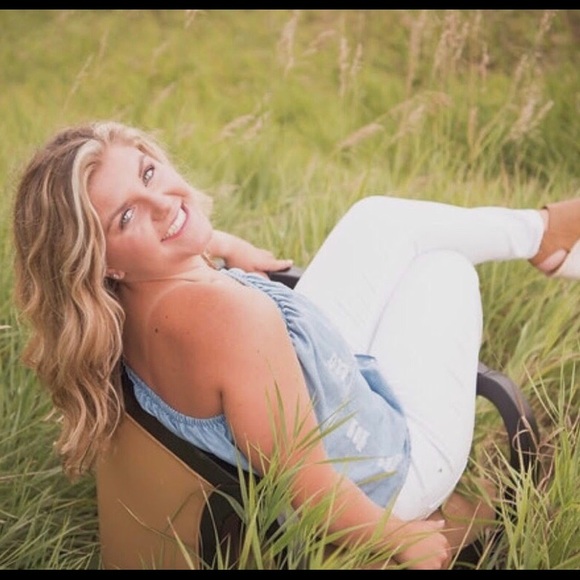 Meet your Posher, Jadyn - Picture 1 of 1